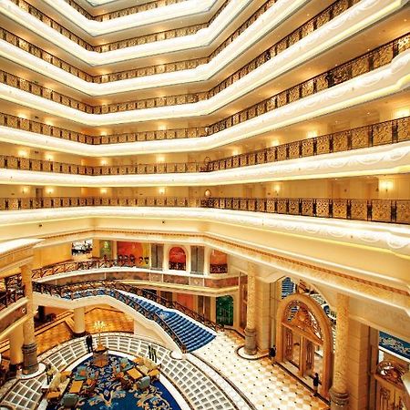 Legendale Hotel Peking Exteriör bild